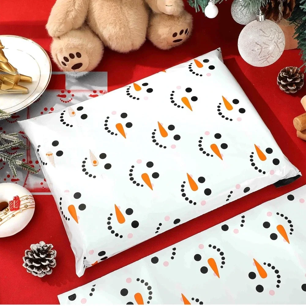 Snowman Face 20 Poly Mailers NEW 10X13